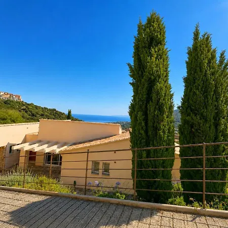 Vue Avec Piscine Privee Santa-Reparata-di-Balagna
